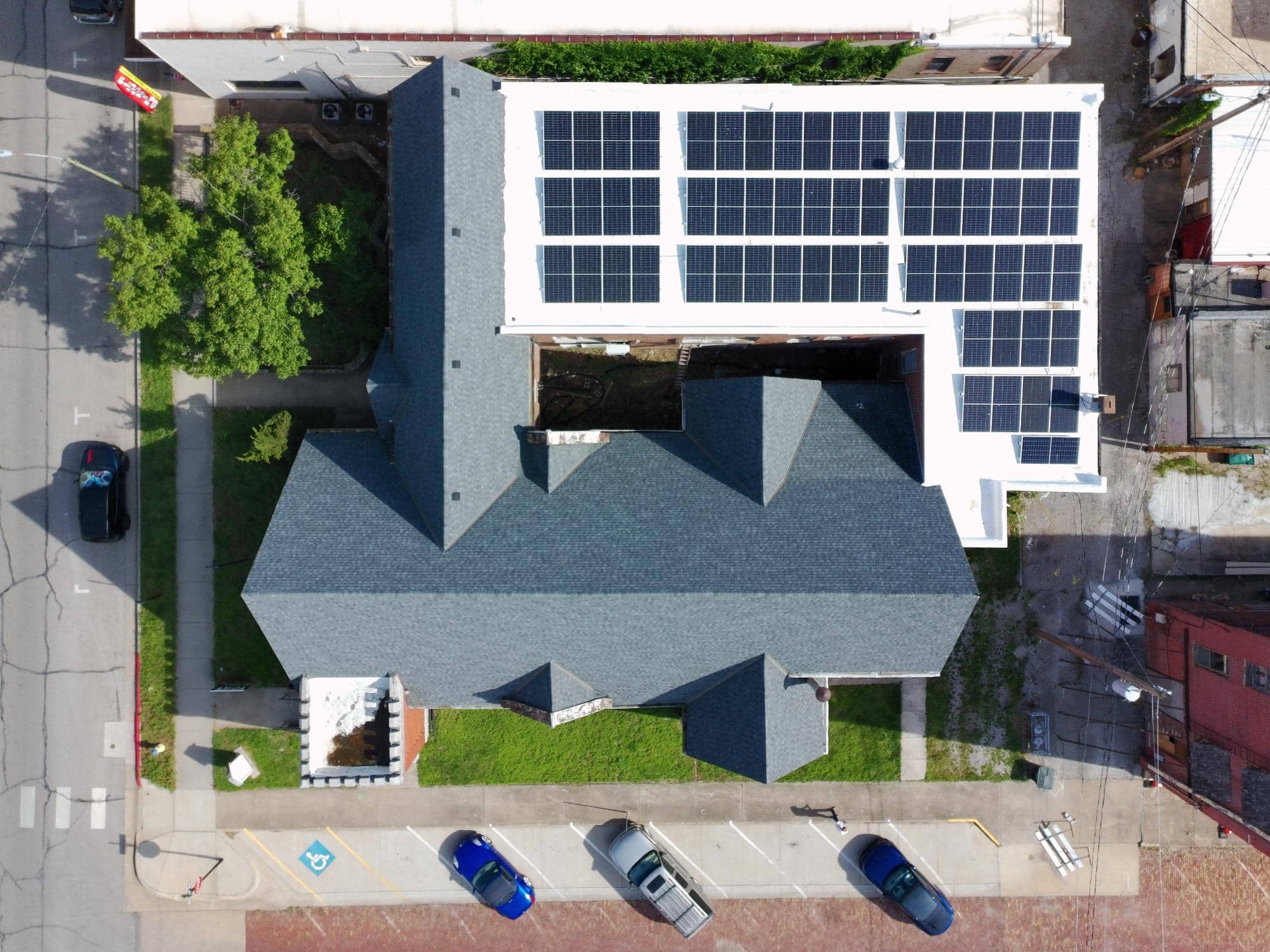 Mixed-use rooftop solar, Great Expectations, Fort Scott